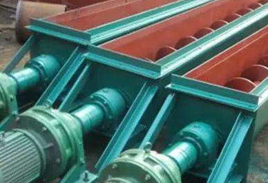 螺旋輸送機(jī)是什么（手拉葫蘆用于螺旋輸送機(jī)搬運(yùn)）